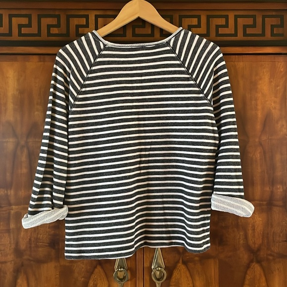 Jones New York sport women’s blouse size Large in good condition smoke free home - Picture 3 of 11